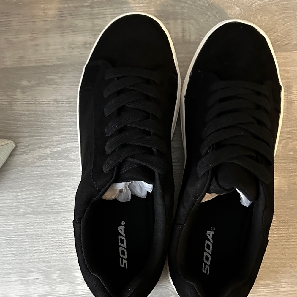NWOT Soda Women's Classic Black Sneakers with White Accents - Picture 2 of 4